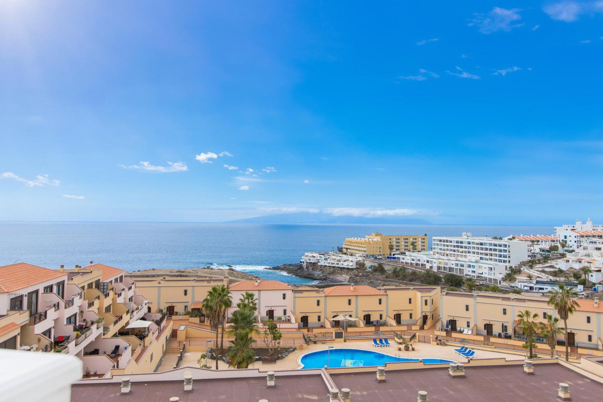 Ocean Front Teneriffa 2 Bedroom Penthouse Callao Salvaje Exterior photo