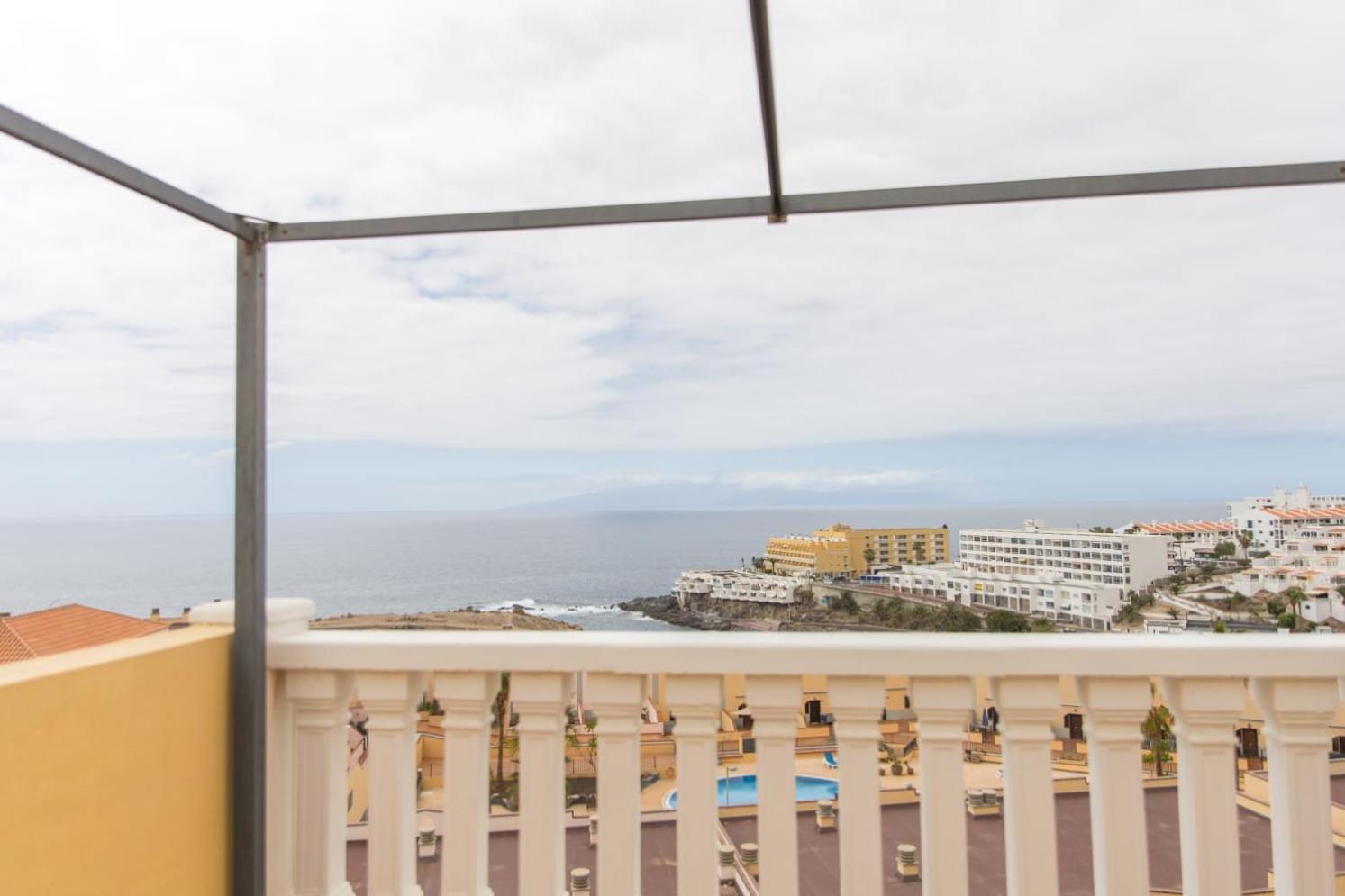 Ocean Front Teneriffa 2 Bedroom Penthouse Callao Salvaje Exterior photo