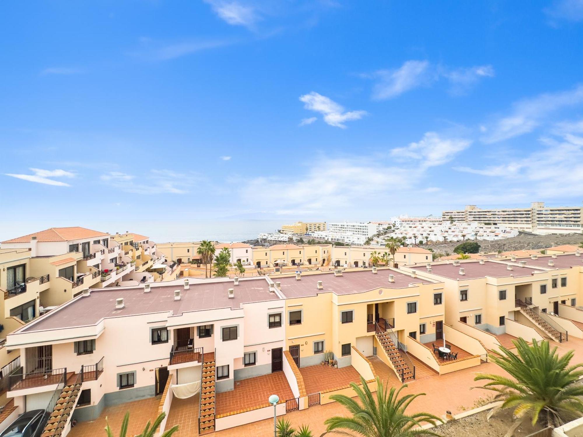 Ocean Front Teneriffa 2 Bedroom Penthouse Callao Salvaje Exterior photo